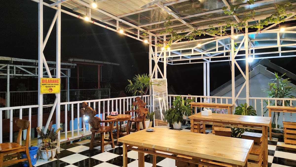 Danang Garden & Cafe