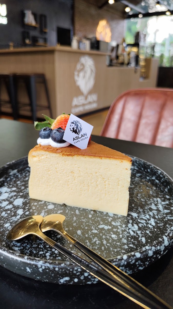 Aslan Cafe House - 9