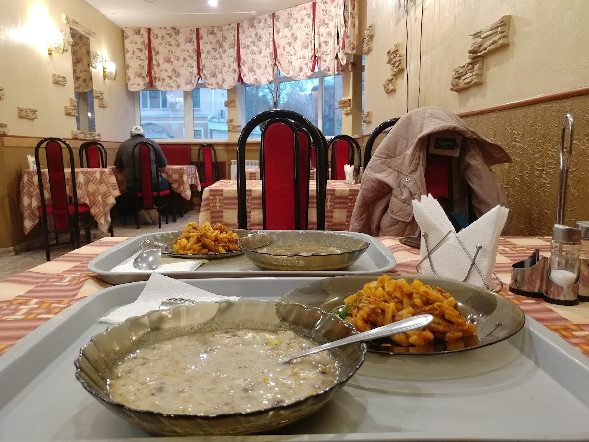 Café Dining Boulevard