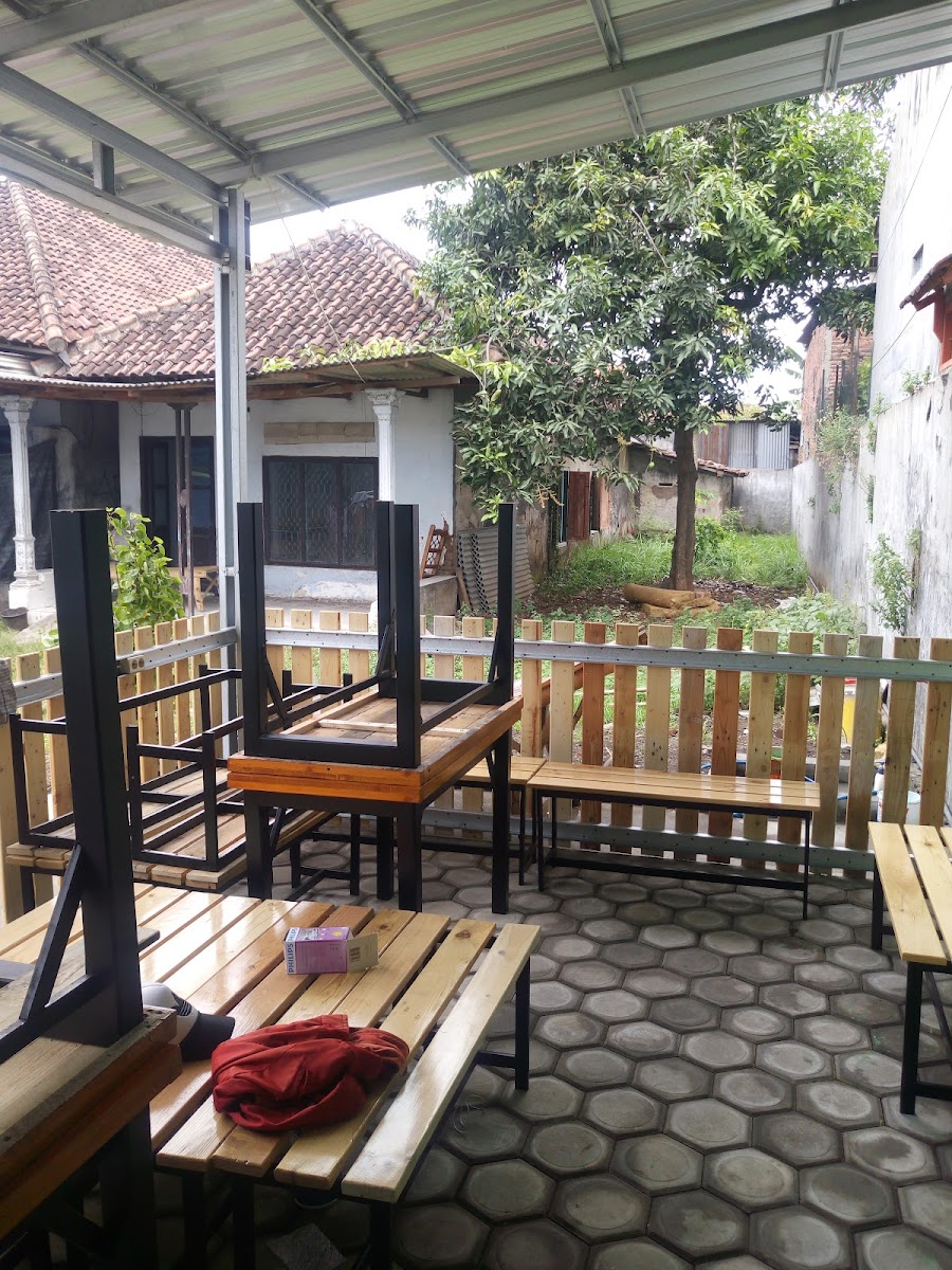 CAFE JENK SHERINTIEL