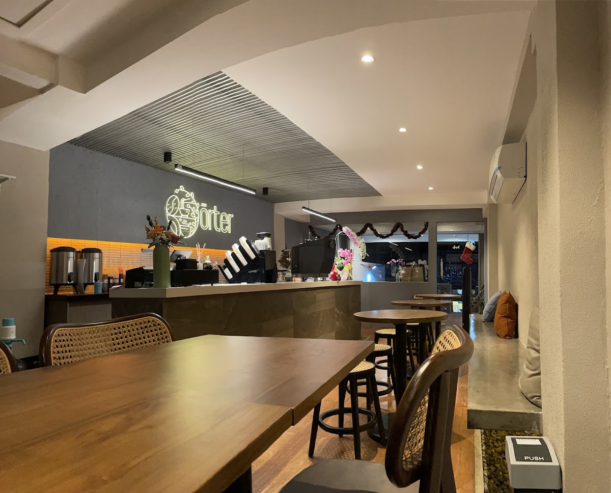 Orter Cafe & Kitchen - 7