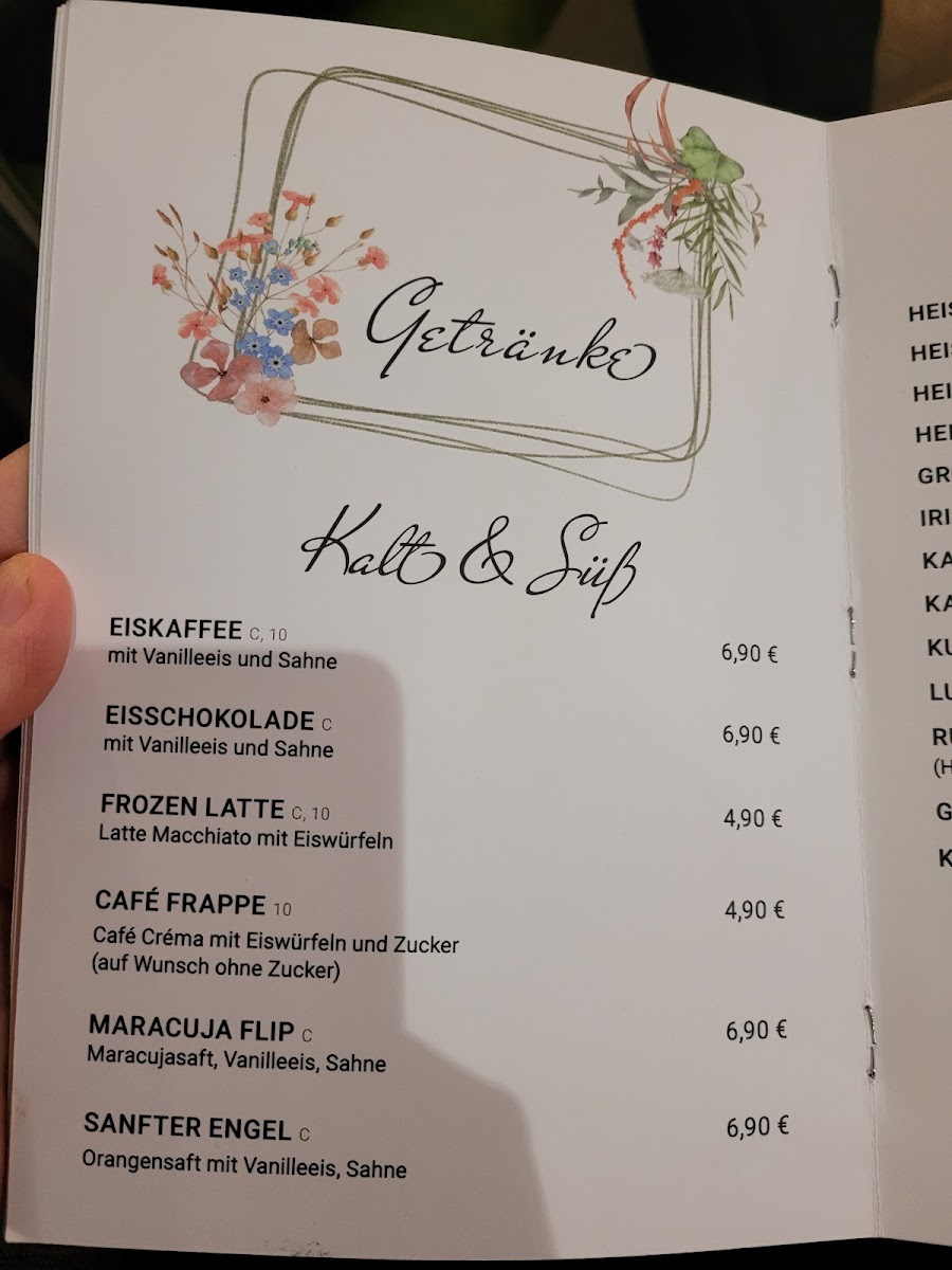 Café Plan B Bürgerhaus Burghausen - 10