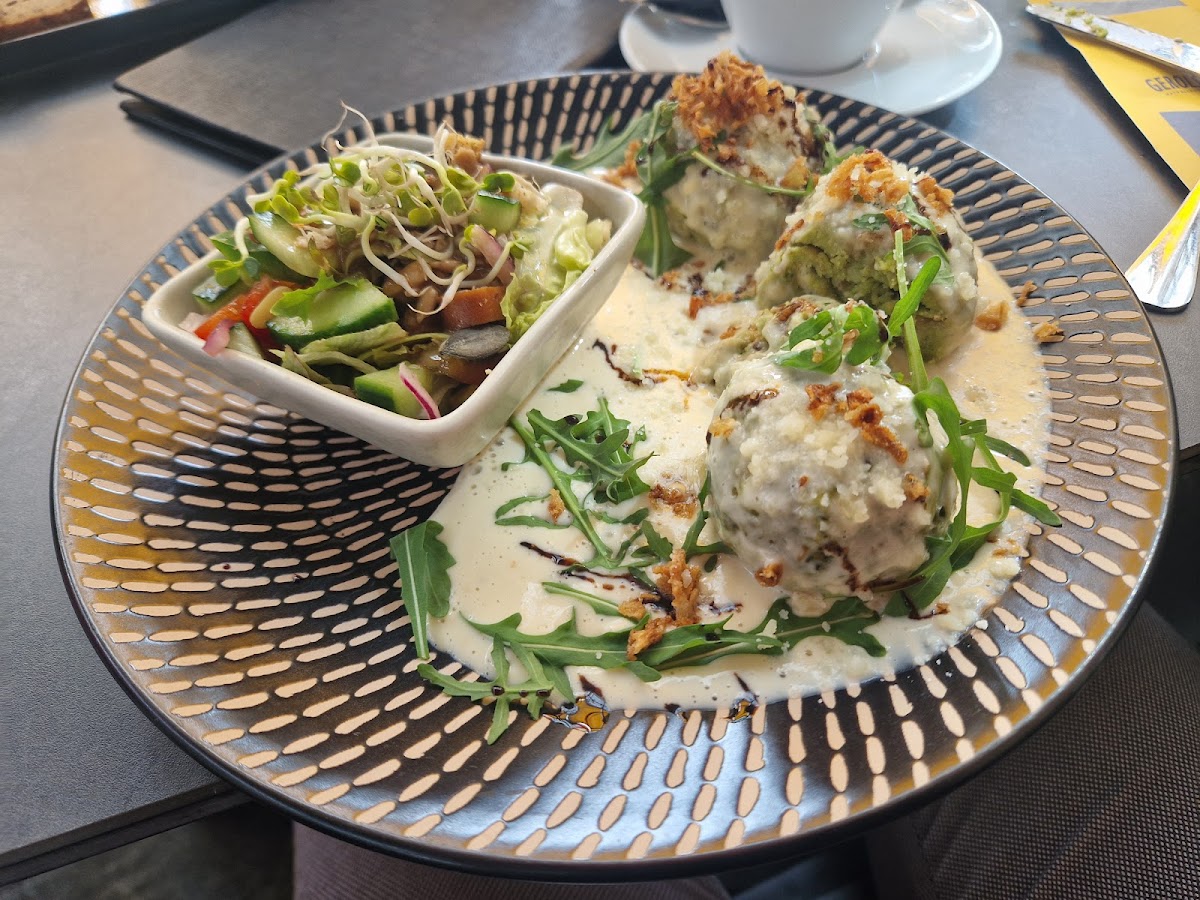 Café Plan B Bürgerhaus Burghausen - 8