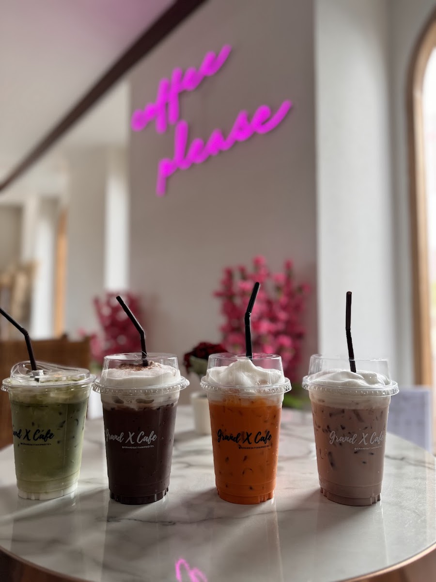 Grand X Cafe แกรนด์ คาเฟ่ - 10