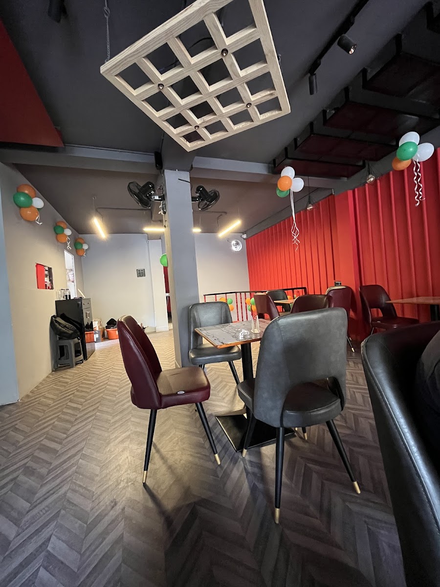 Street Wok Resto & Cafe