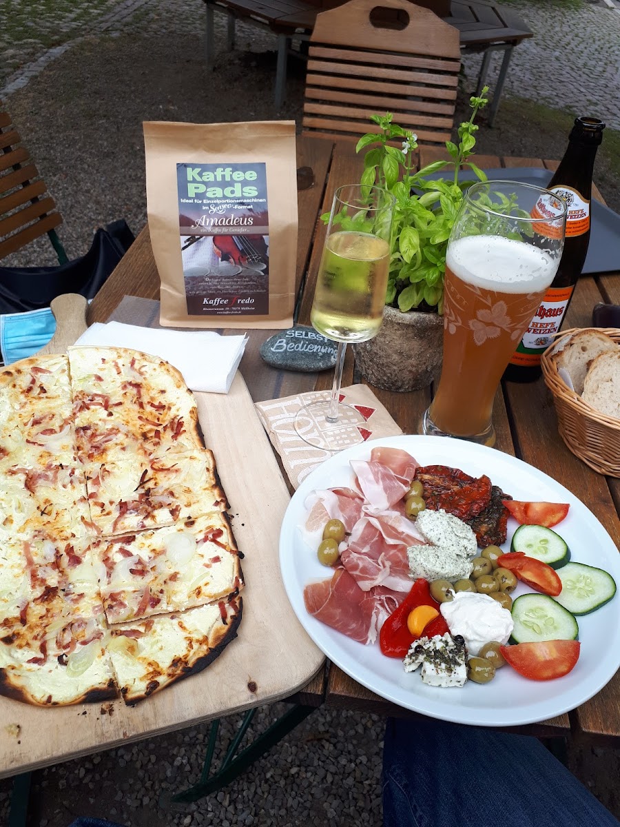 Dorfladen & Cafe Britzingen - 6