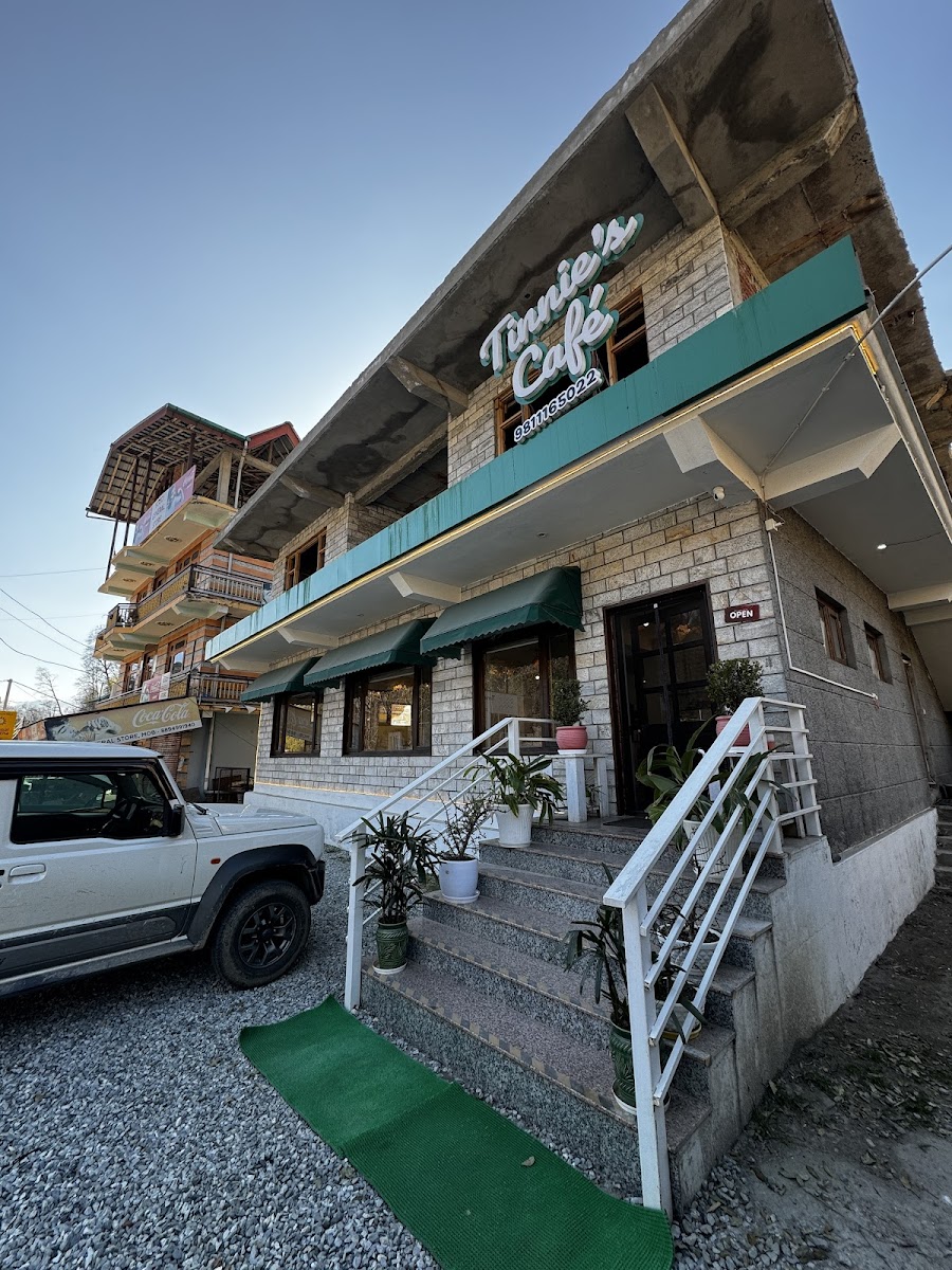 Tinnie’s Cafe Manali