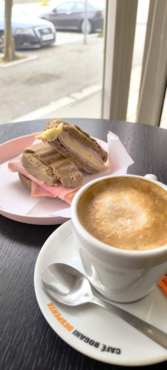 Café Snack Bar Avenida - 6