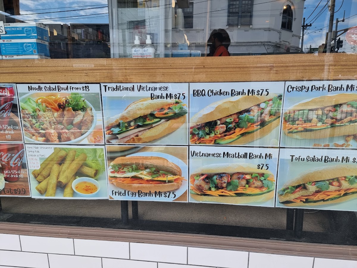 Michelle's Rolls & Coffee - 2