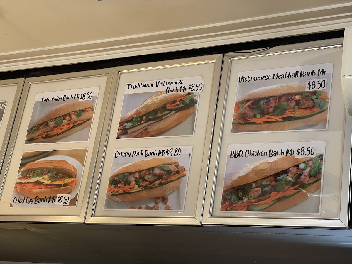 Michelle's Rolls & Coffee - 4