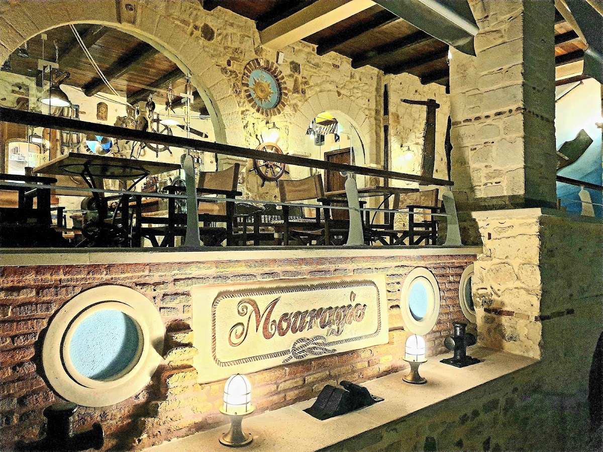 Mouragio Apartments & Mouragio Cafe