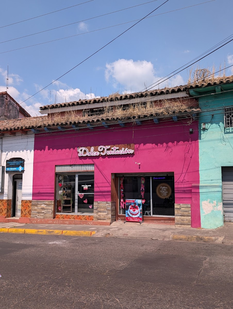 Pasteleria 'Dulce Tentación' • Sonsonate Centro