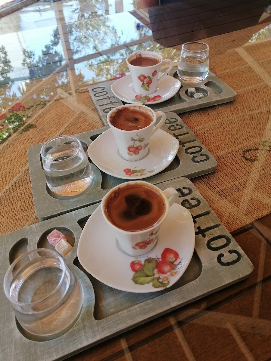 Emiralem Çilek Cafe - 9
