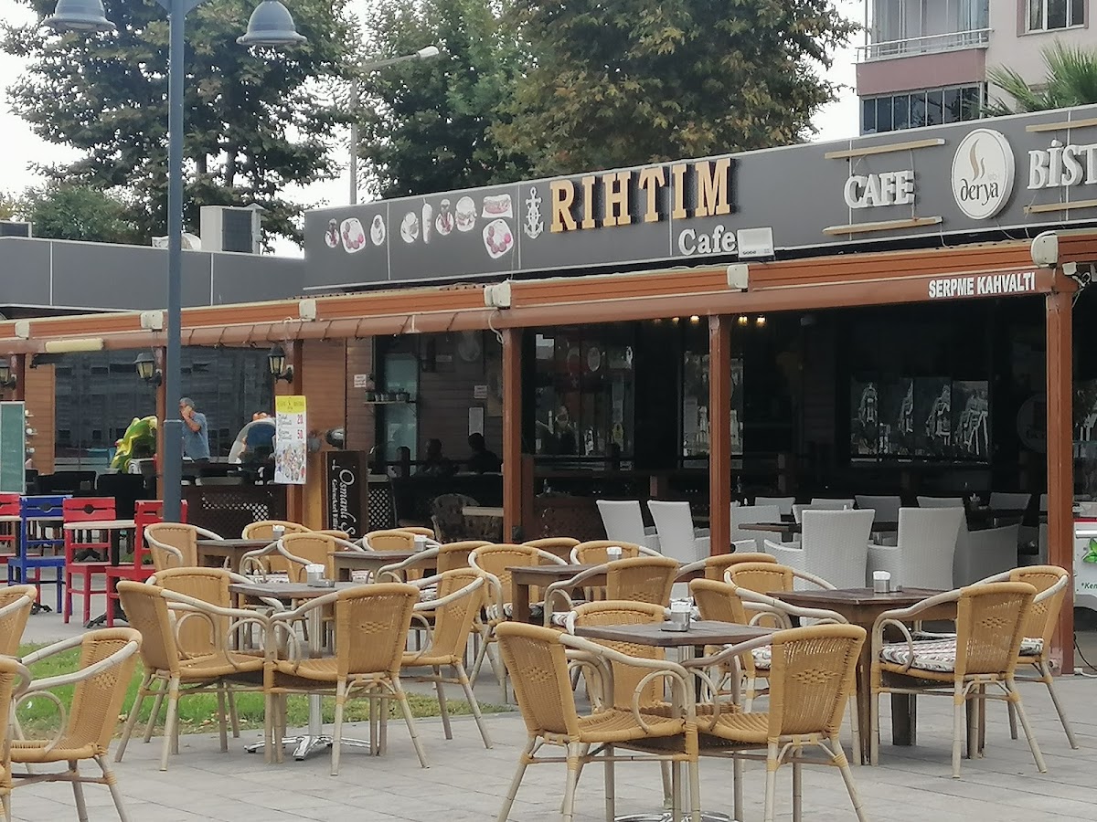 Rihtim Cafe