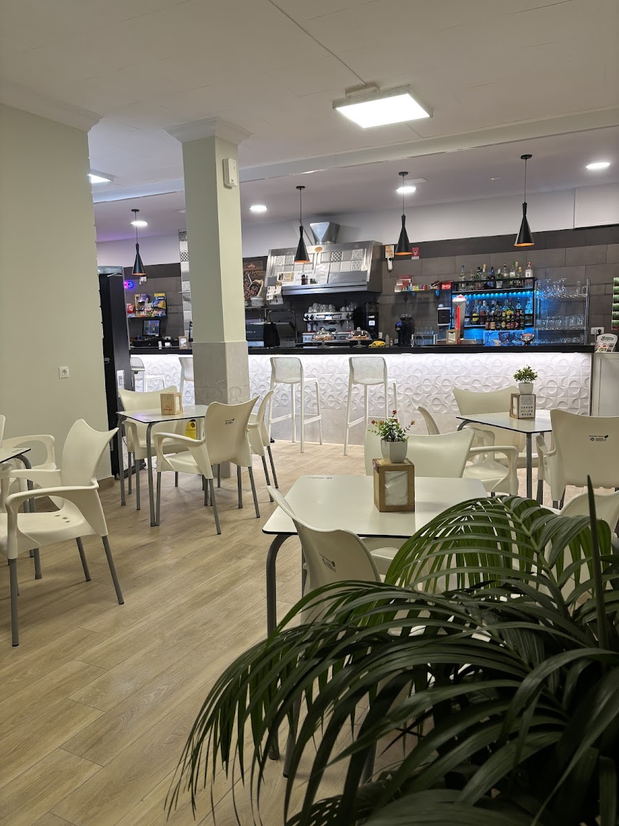 Bar cafetería Los Tilos