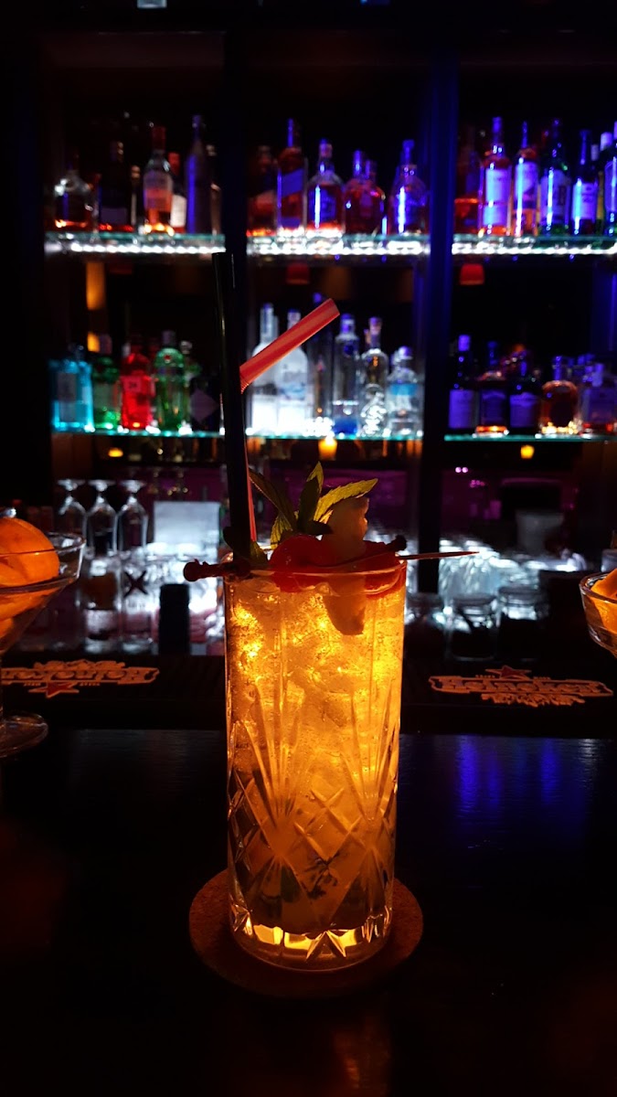 La Sueno Cafe Bar - 4