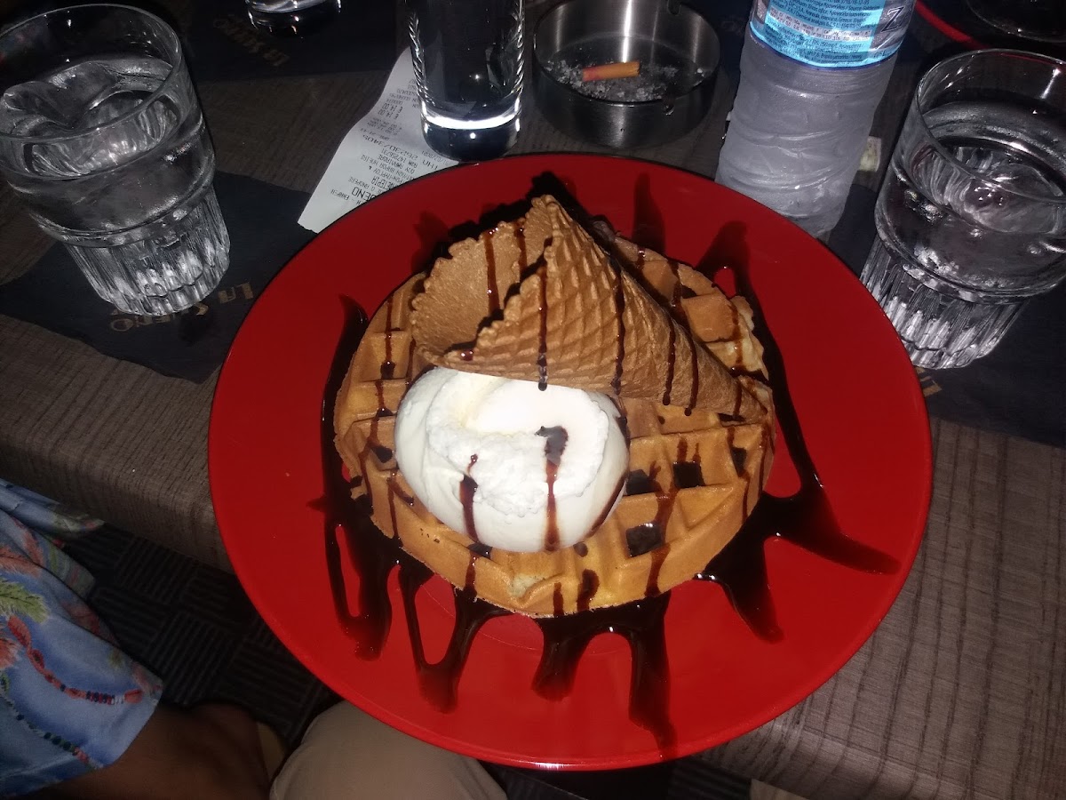 La Sueno Cafe Bar - 9