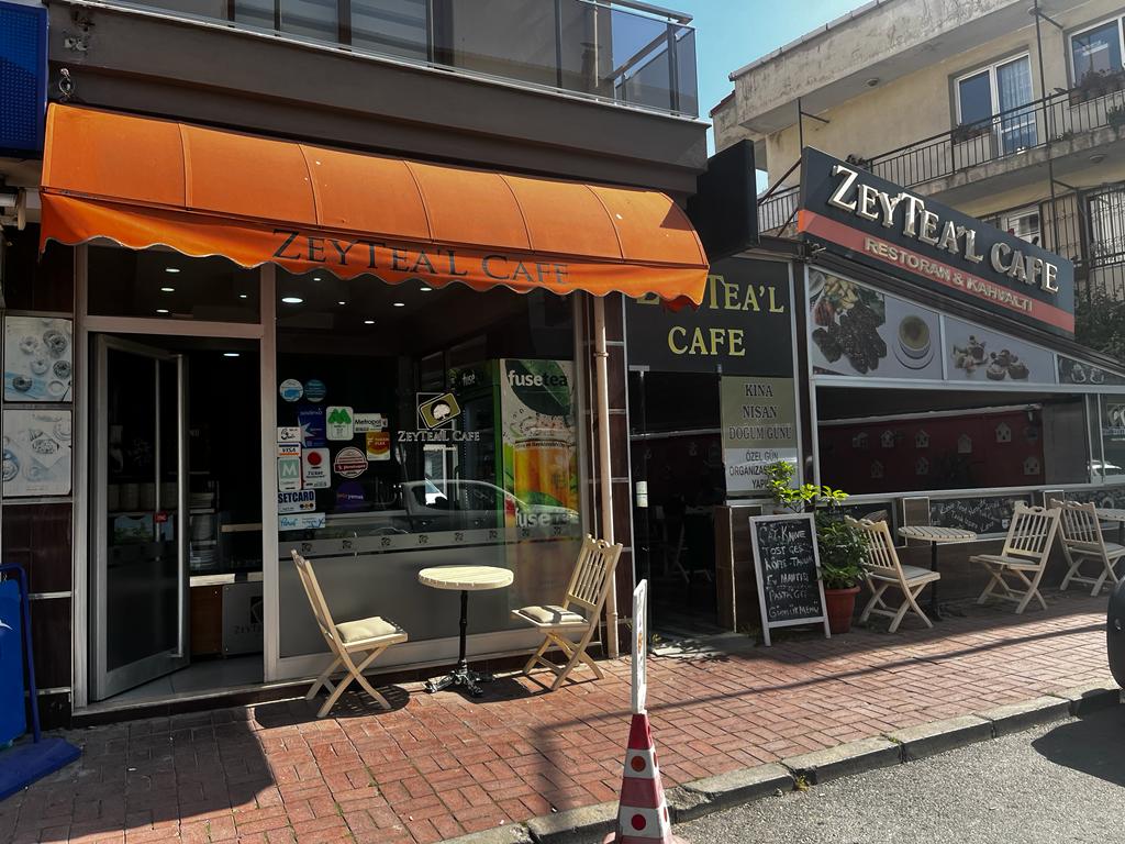 Zeytea'l Cafe