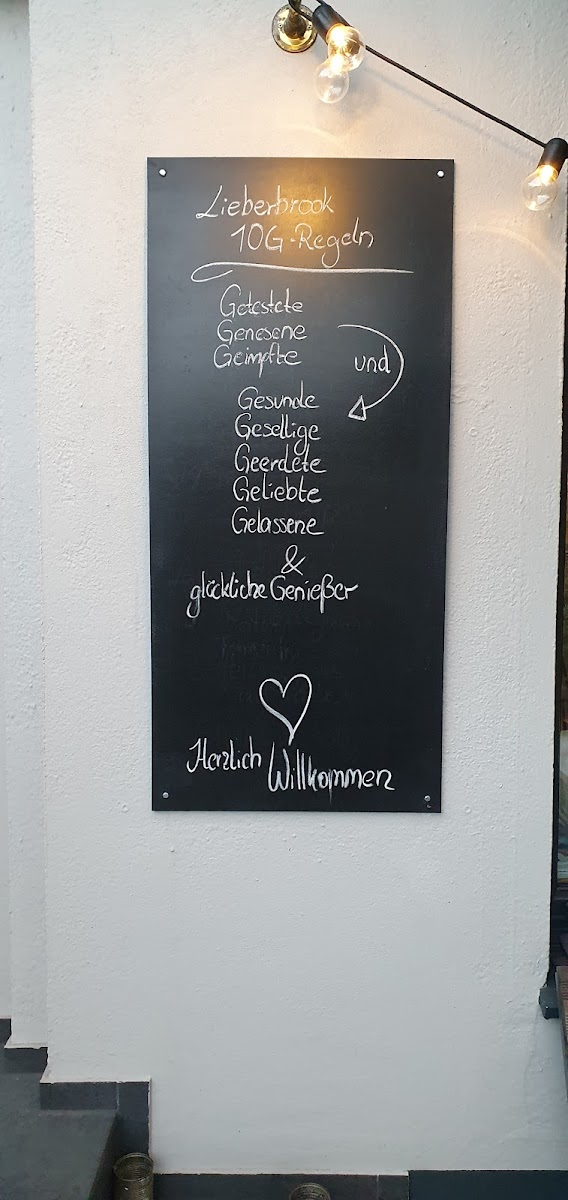 Lieberbrook Cafe & Weinbar - 8