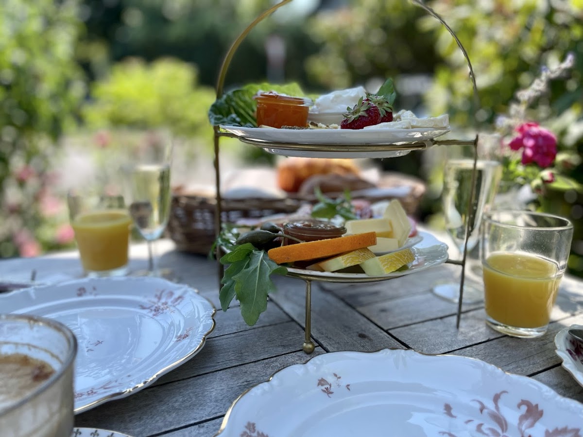 Lieberbrook Cafe & Weinbar - 10