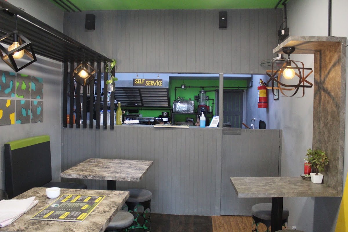 Tea Catcher Café - 4