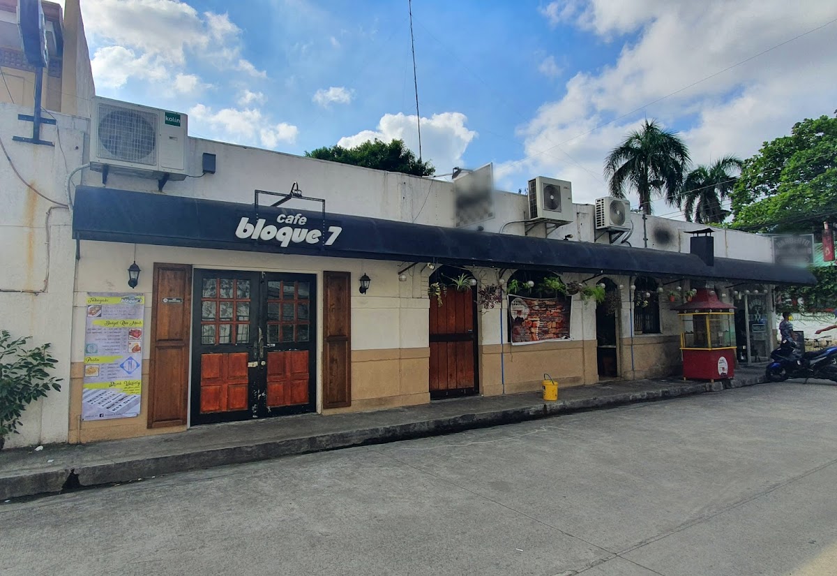 Bloque 7 Cafe