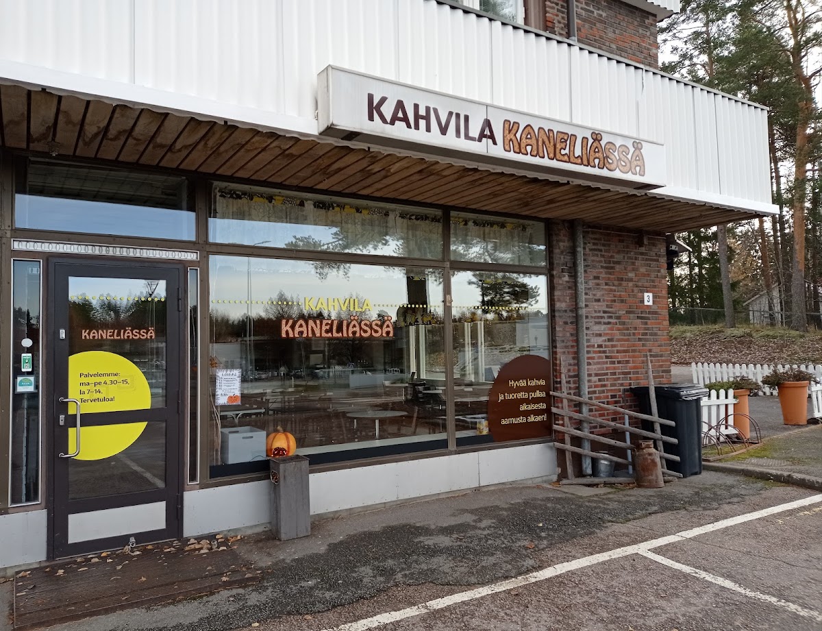 Kahvila Kaneliässä