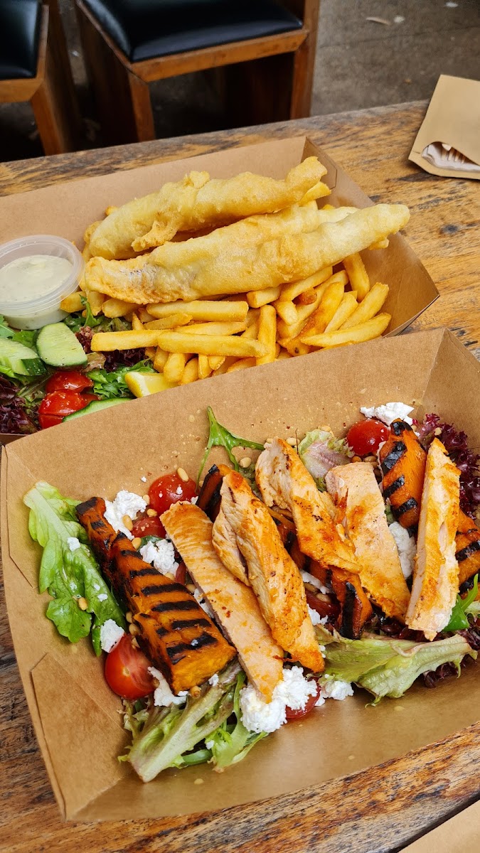 Lilies on the Park - 10