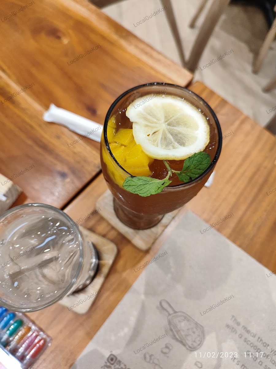 Katherine's Cafe Ayala Malls Manila Bay - 9