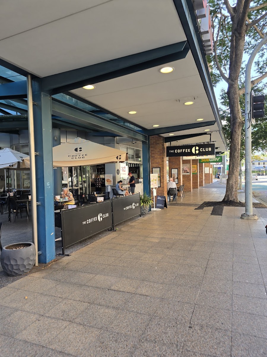 The Coffee Club Cafe - Mater Hill - 4