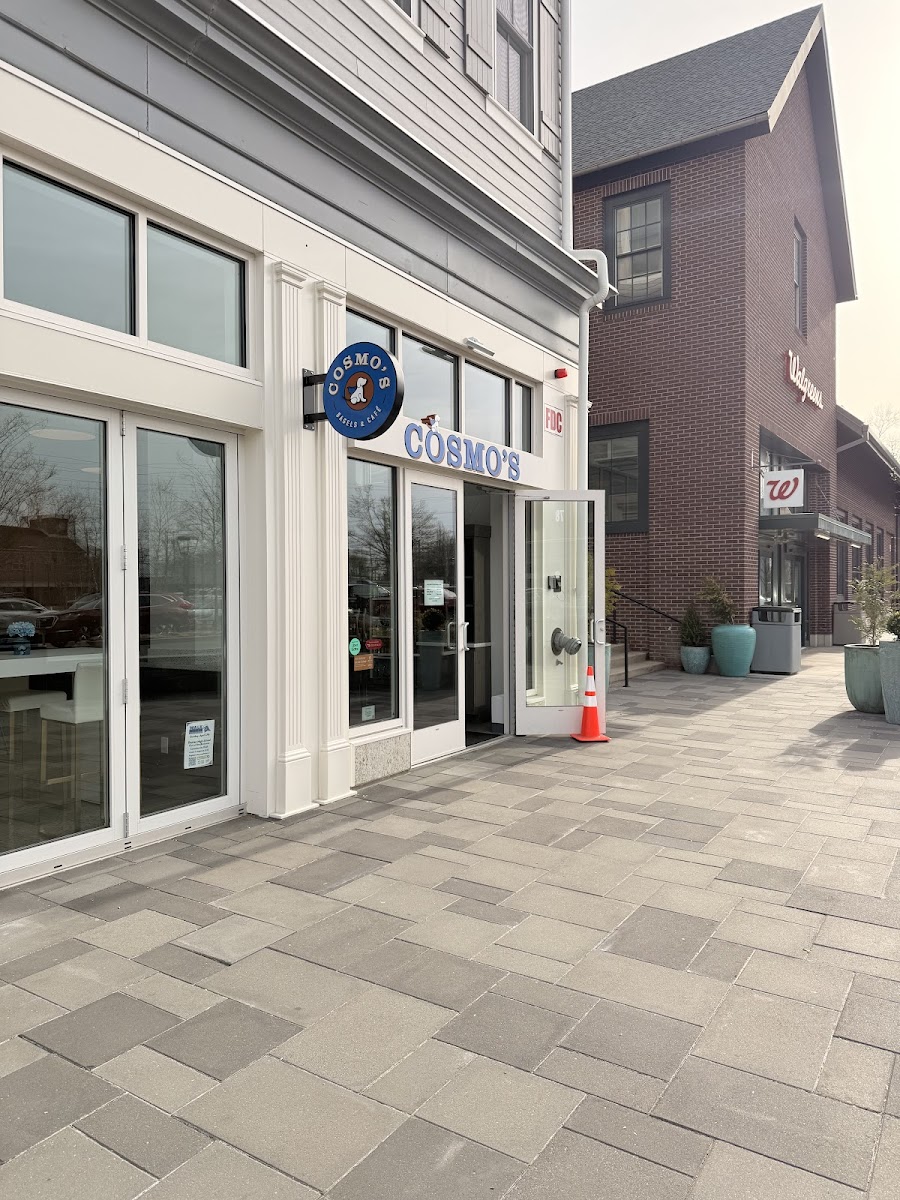 Cosmo’s Bagels & Cafe