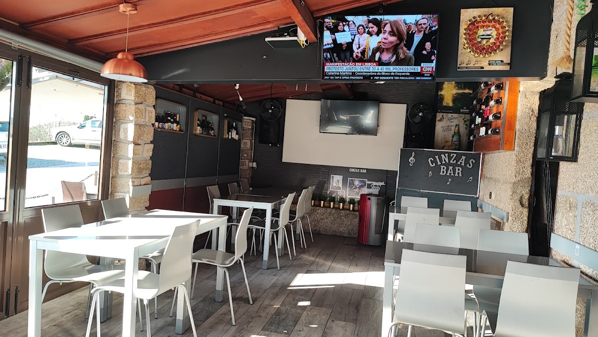Cinzas Bar
