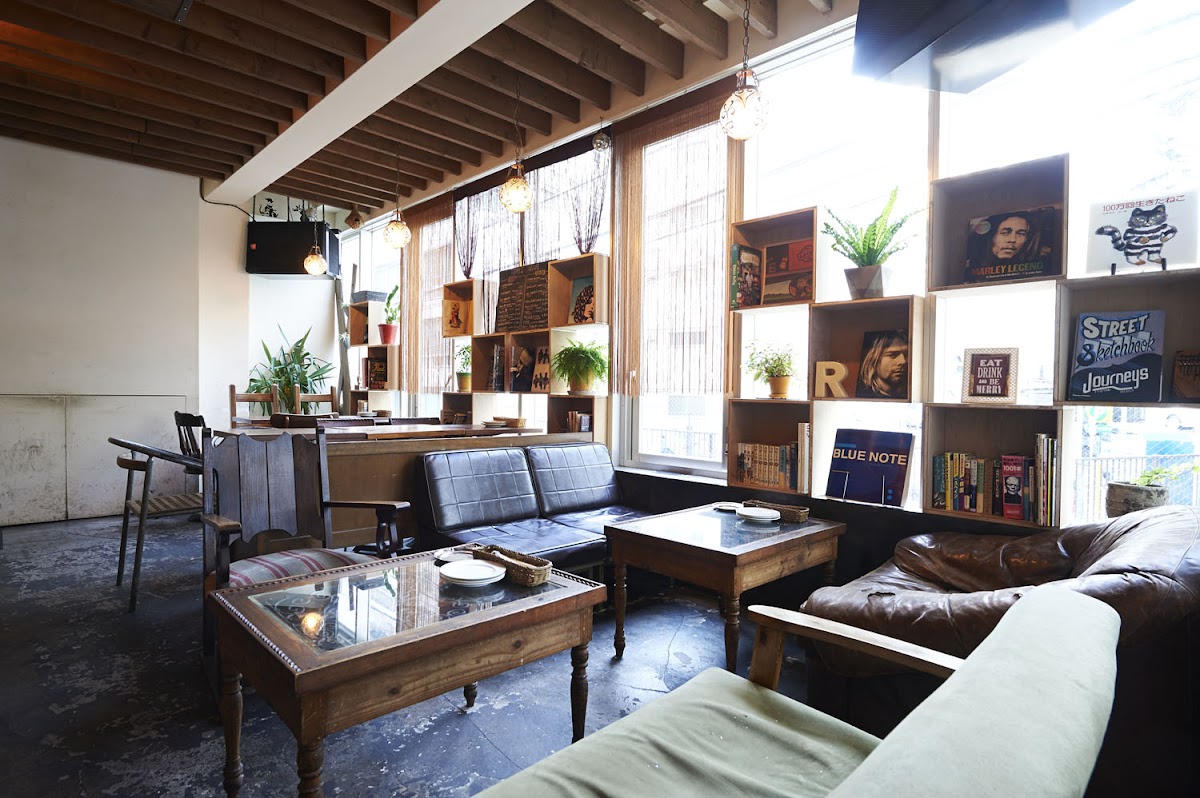 Cafe & Bar R アール