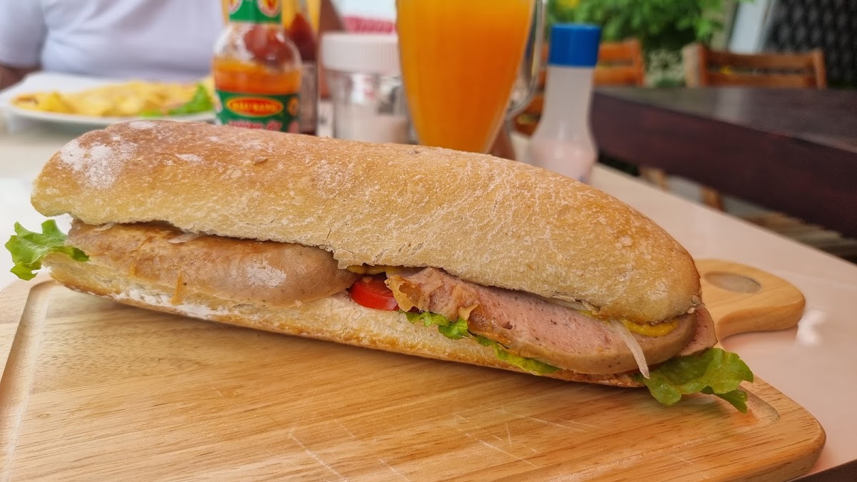 Hardy's German Bakery & Cafe - 8