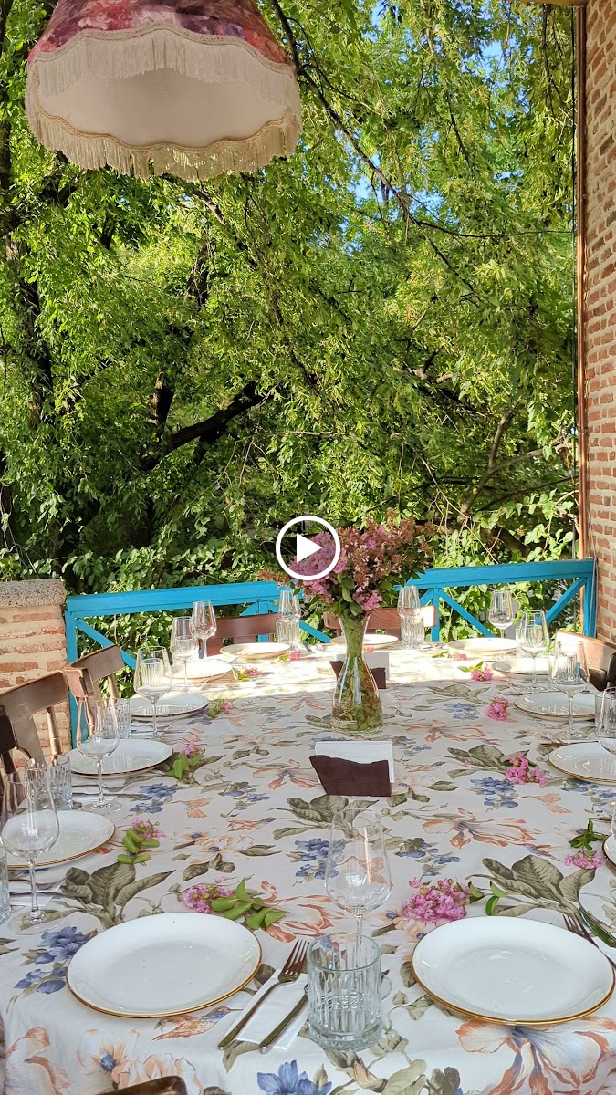 ChikChiki Cafe • ჭიკჭიკი კაფე