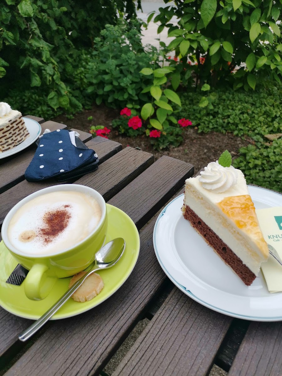 Cafe Knusperhaus - 6