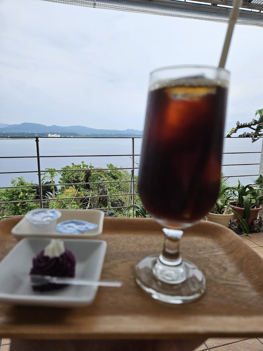 Cafe t & c Toraku - 5