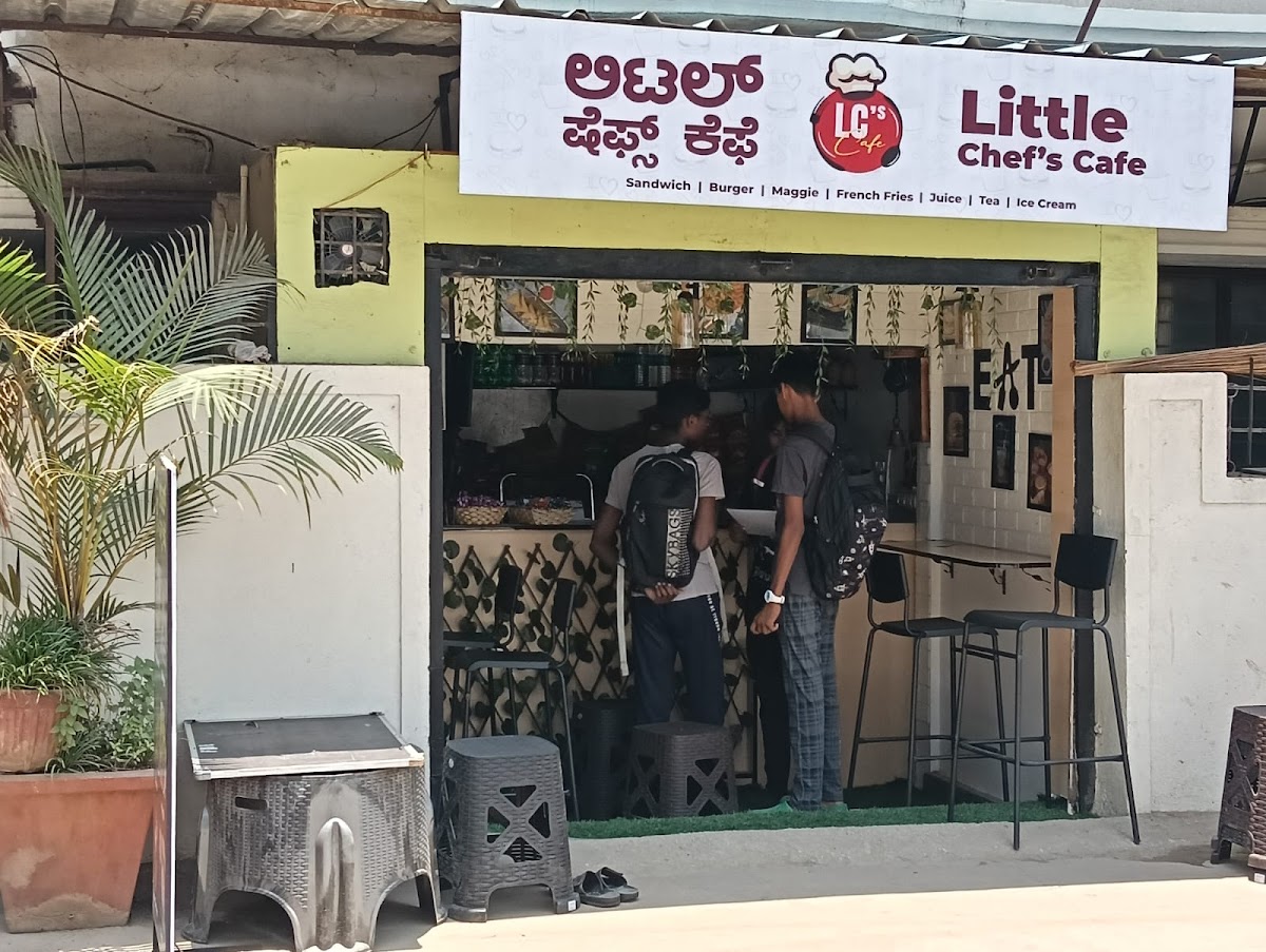 Little Chef's Cafe