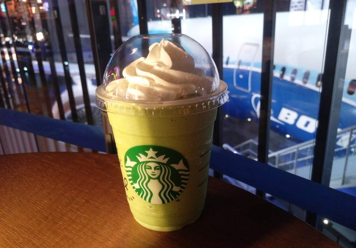 Starbucks Coffee - Centrair Flight of Dreams - 7