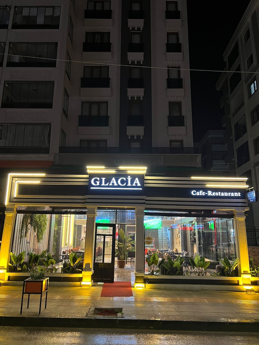 Glacia Cafe Restaurant