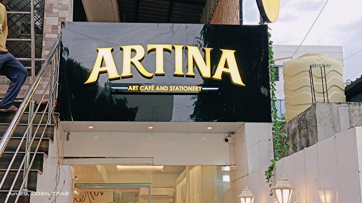 ARTINA ART CAFE & STATIONERY