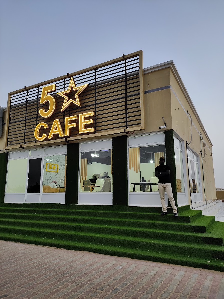 5 STAR CAFE