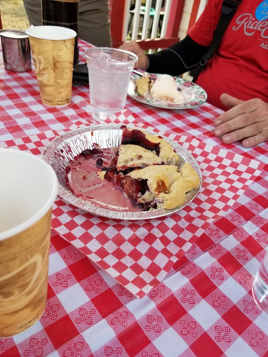 Jeffroe's Produce and Pie Shop - 5