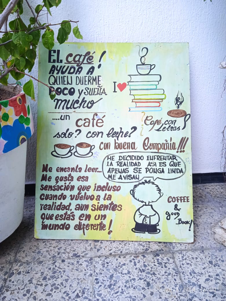 La Areté Libros y Café. - 1