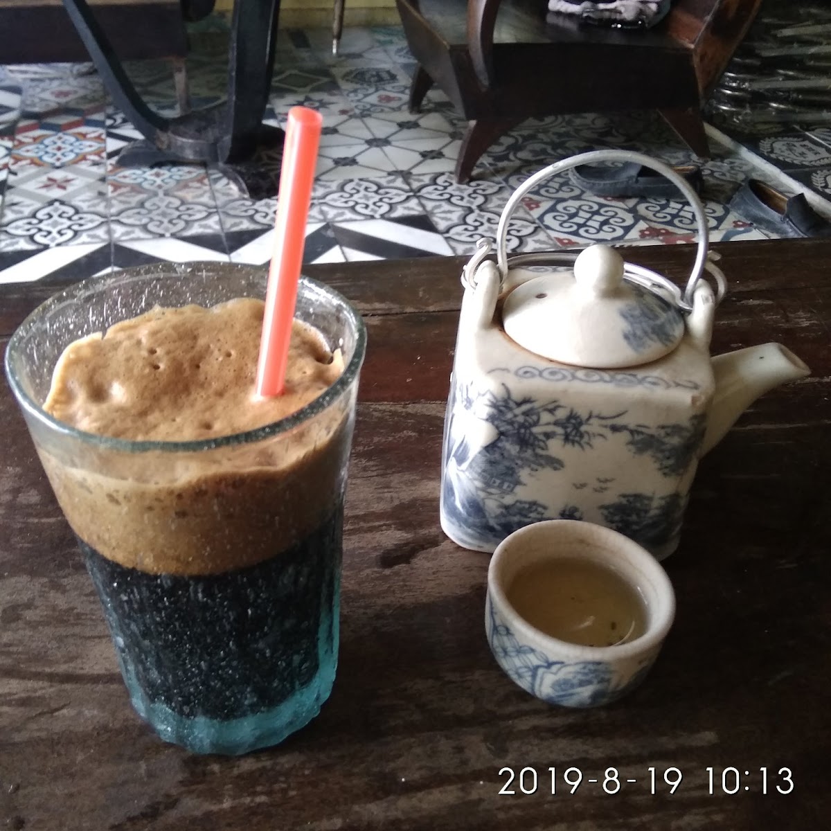 Tiệm Cà Phê Hội An 1975 - 5