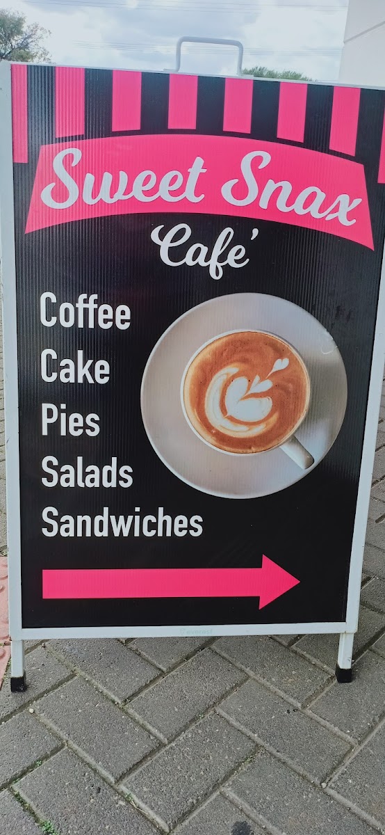 Sweet snax cafe - 2