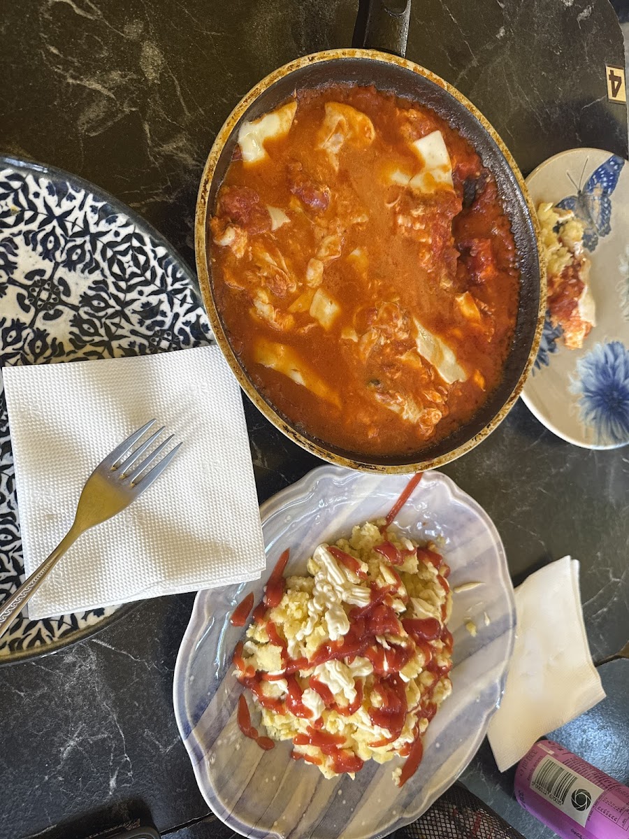 Bir Dilek Tut Cafe - 3