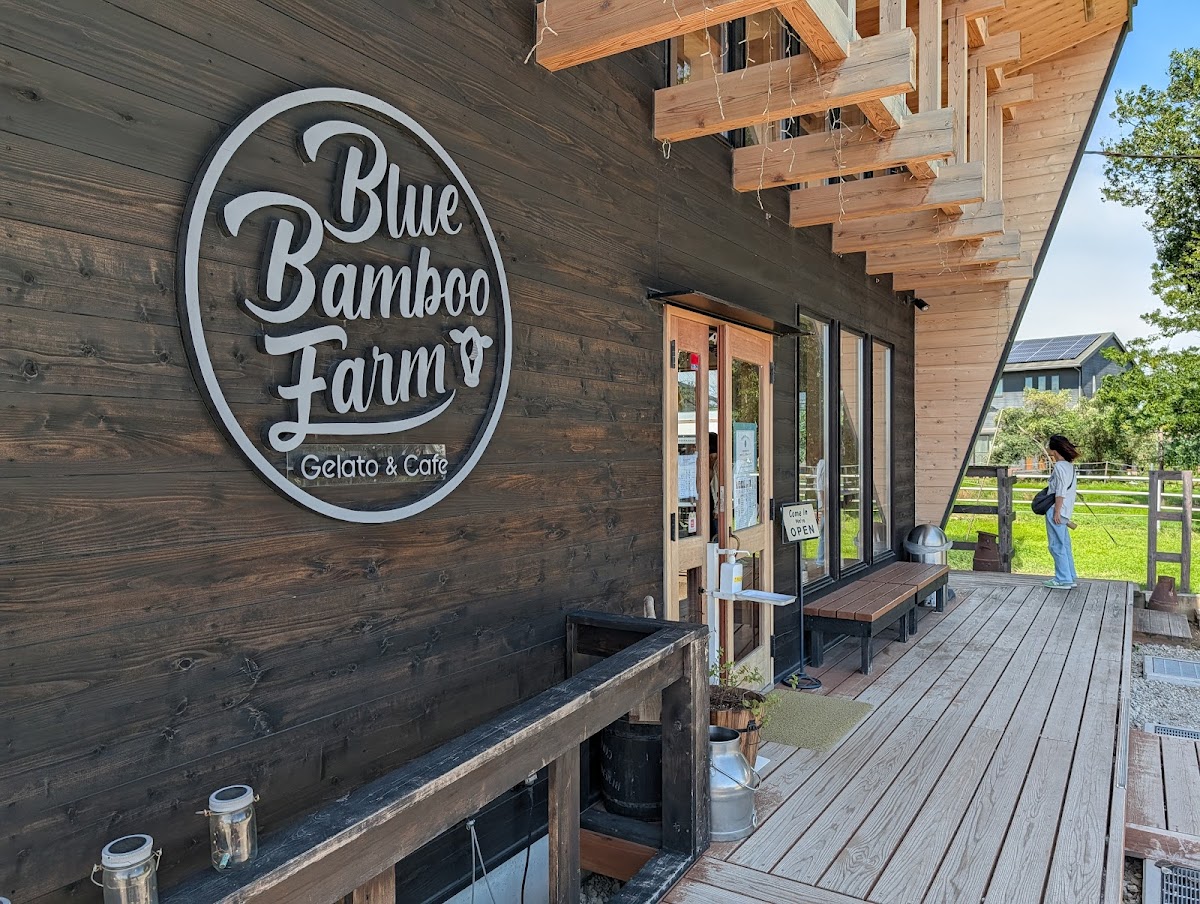 Blue Bamboo Farm Gelato & Cafe