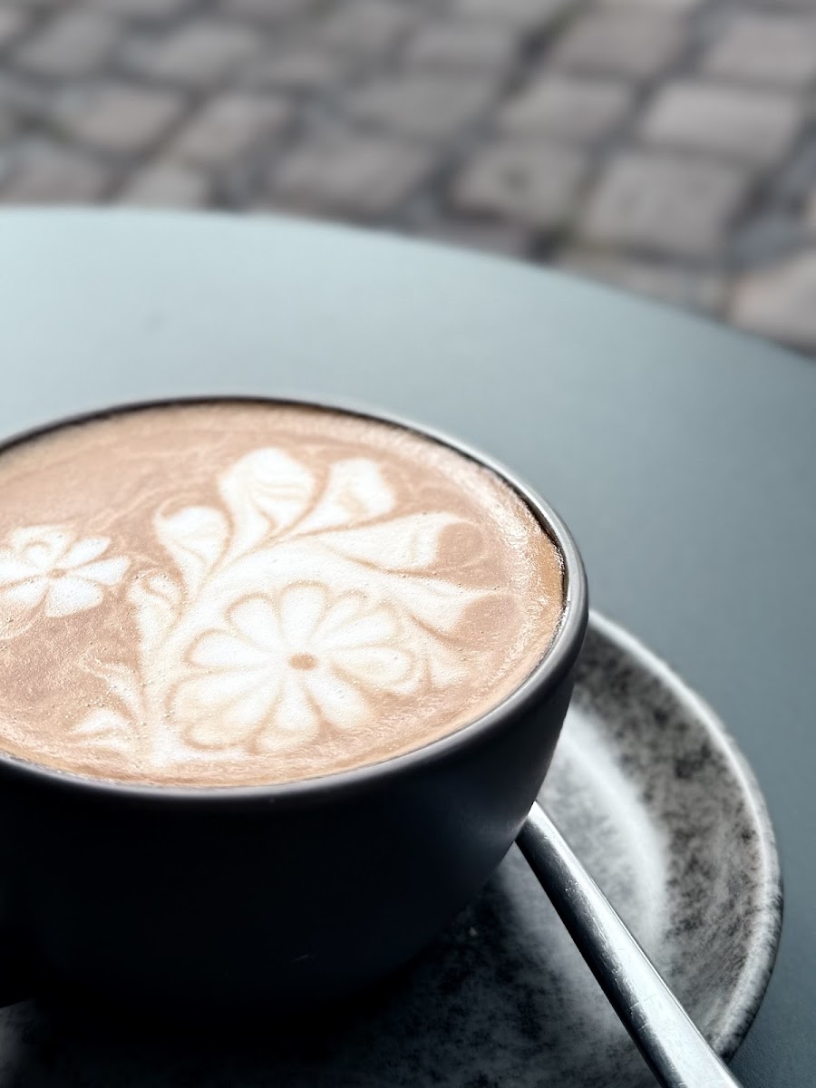 9. Yuli - Happy Coffee House-Paderborn - 3