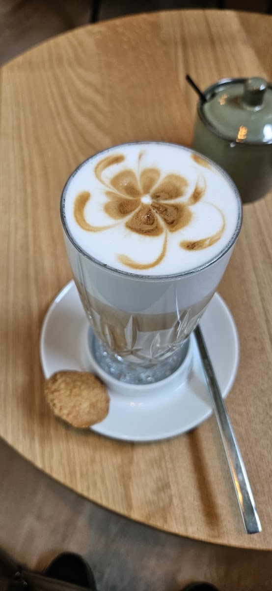 9. Yuli - Happy Coffee House-Paderborn - 8